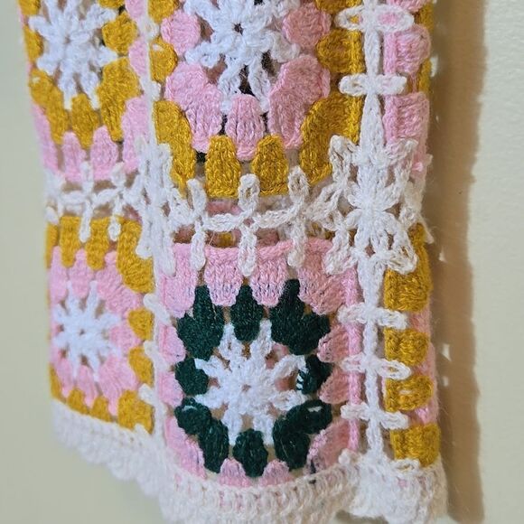 Rebellion Again Granny Square Crochet Crew Neck Sweater Coachella Stagecoach - Picture 10 of 14